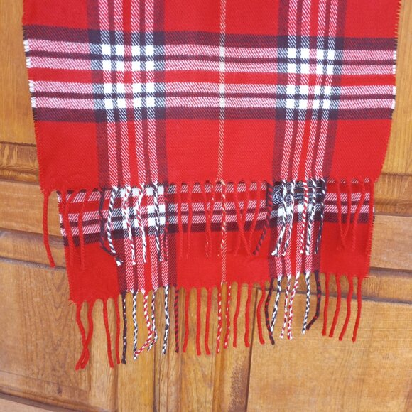 red cashmere blend scarf - Picture 7 of 9